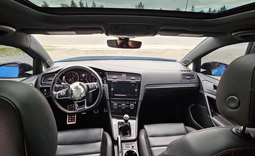 2021 VW Golf GTI