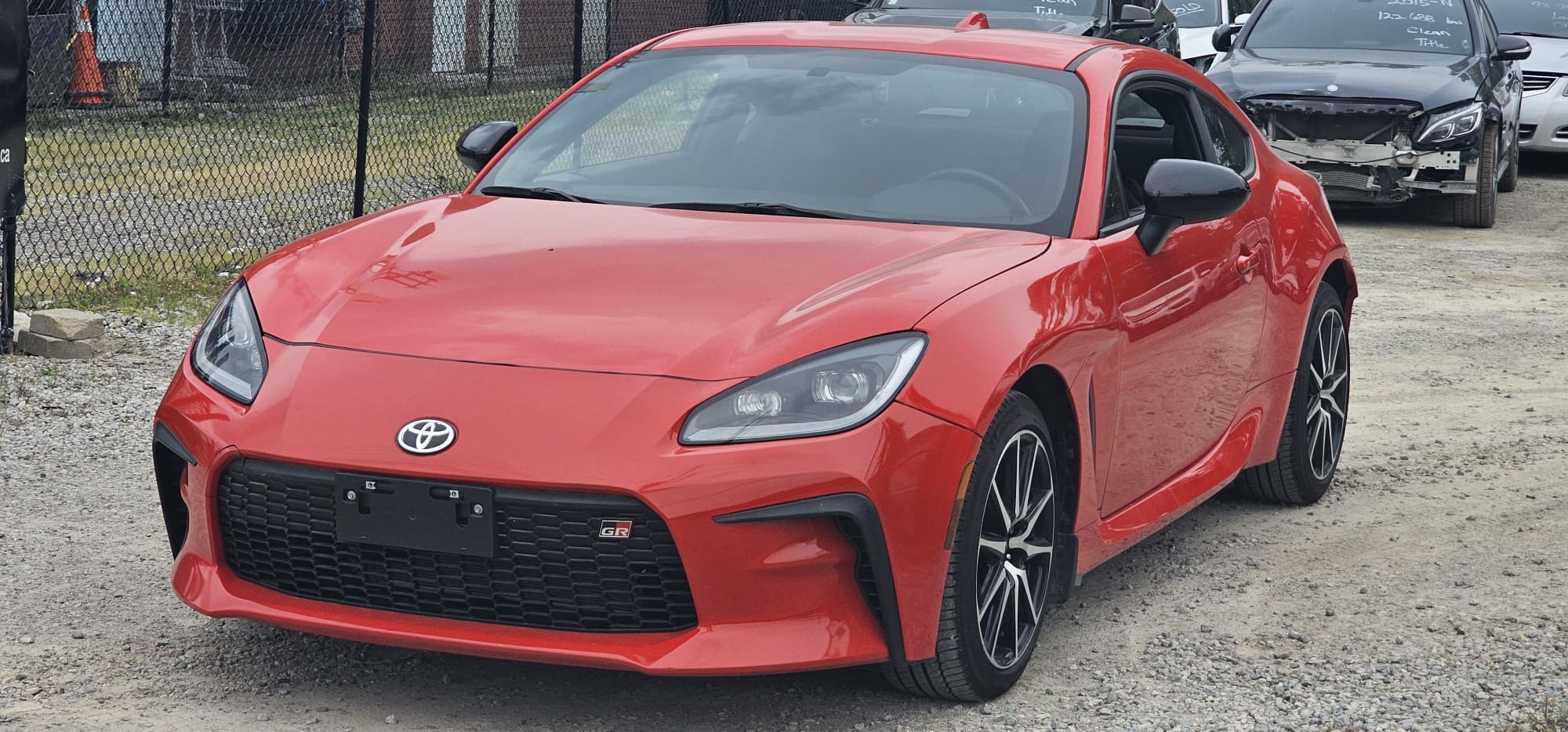 2023 Toyota GR86                              $30,500