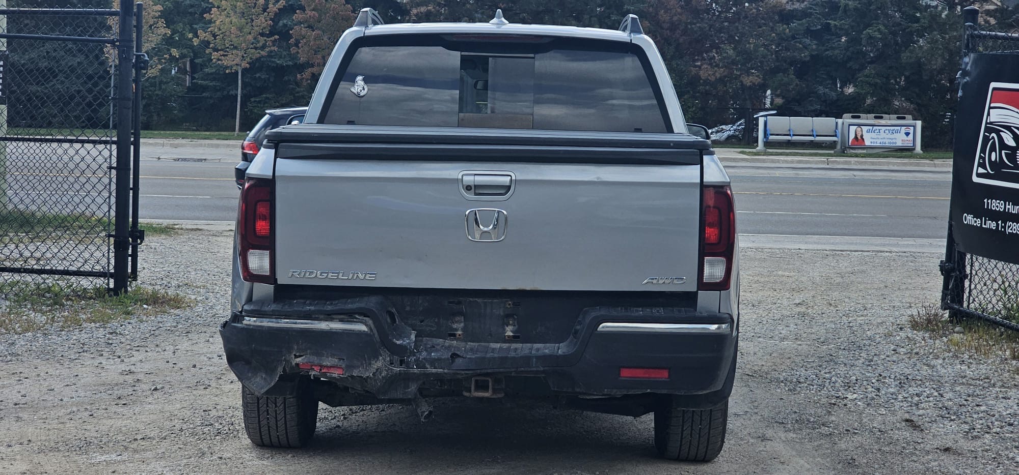 2017 Honda Ridgeline.                     $10,500