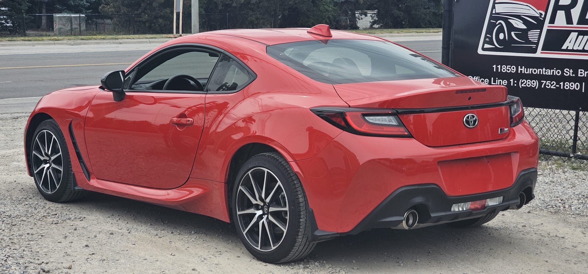 2023 Toyota GR86                              $30,500