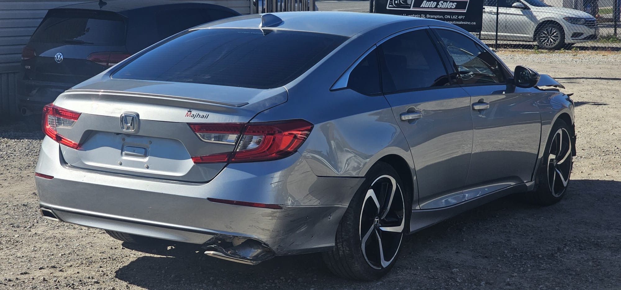 2020 Honda Accord                           $9,800