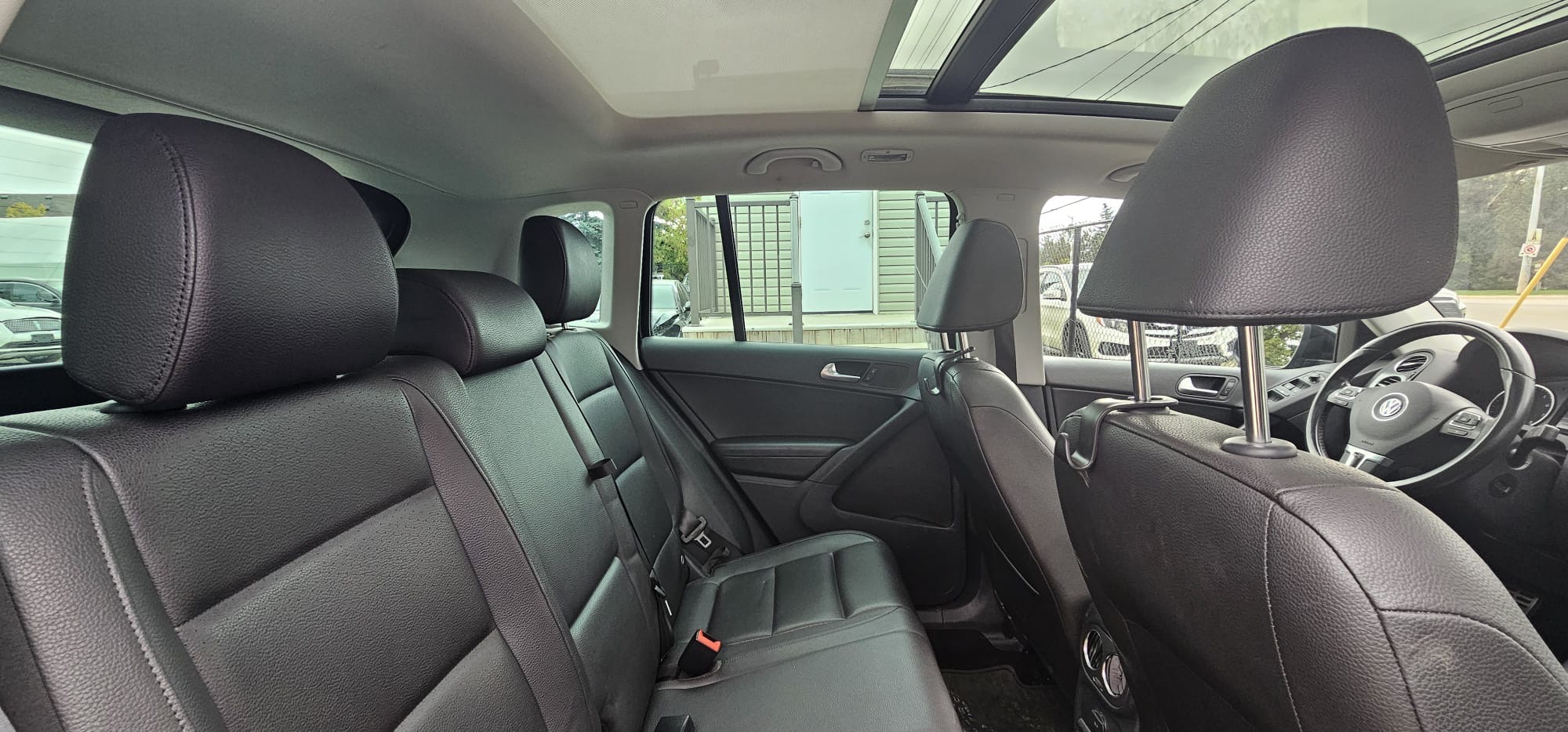 2017 Volkswagen Tiguan                       $7,300