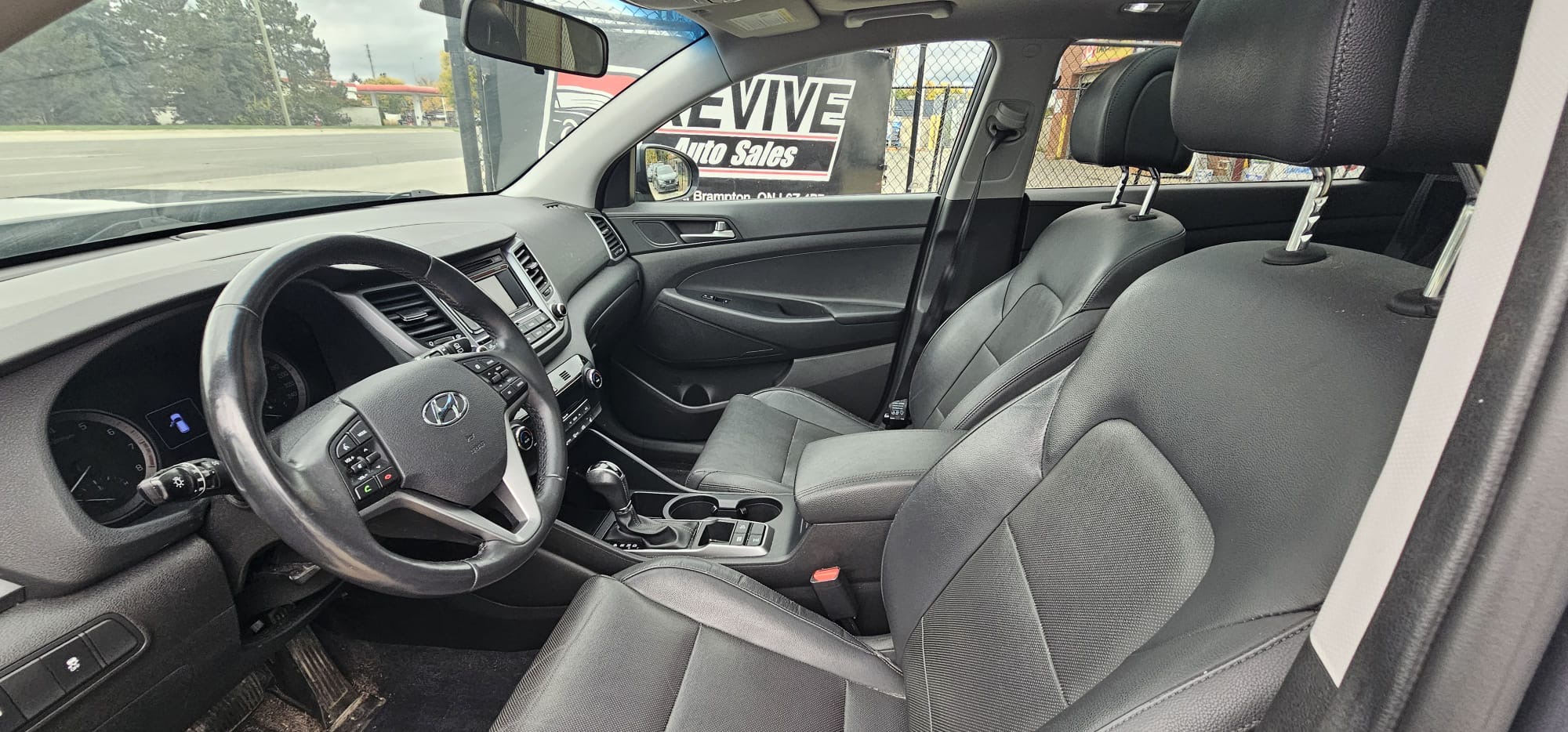 2017 Hyundai Tucson                         $9,500