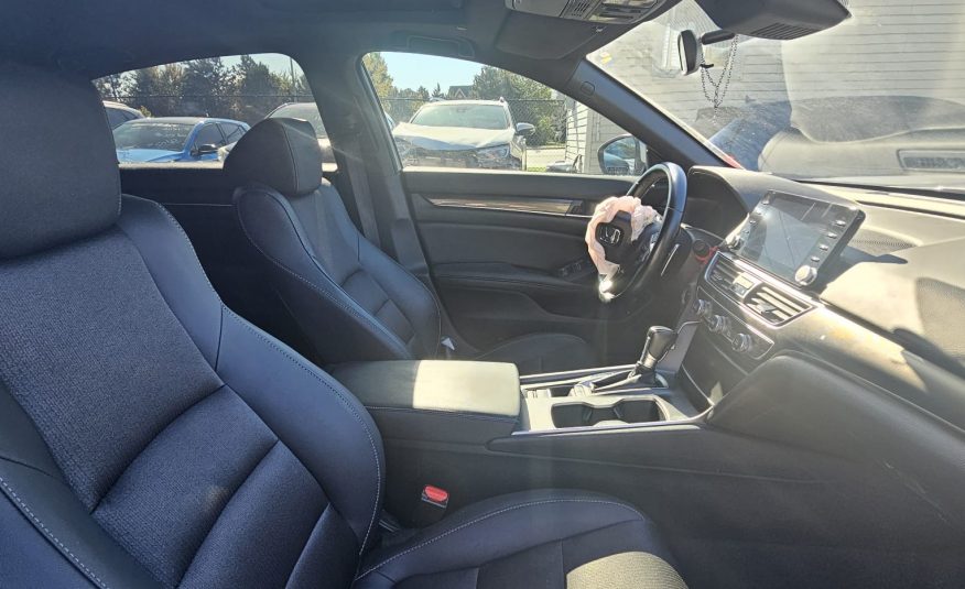 2020 Honda Accord                           $10,500