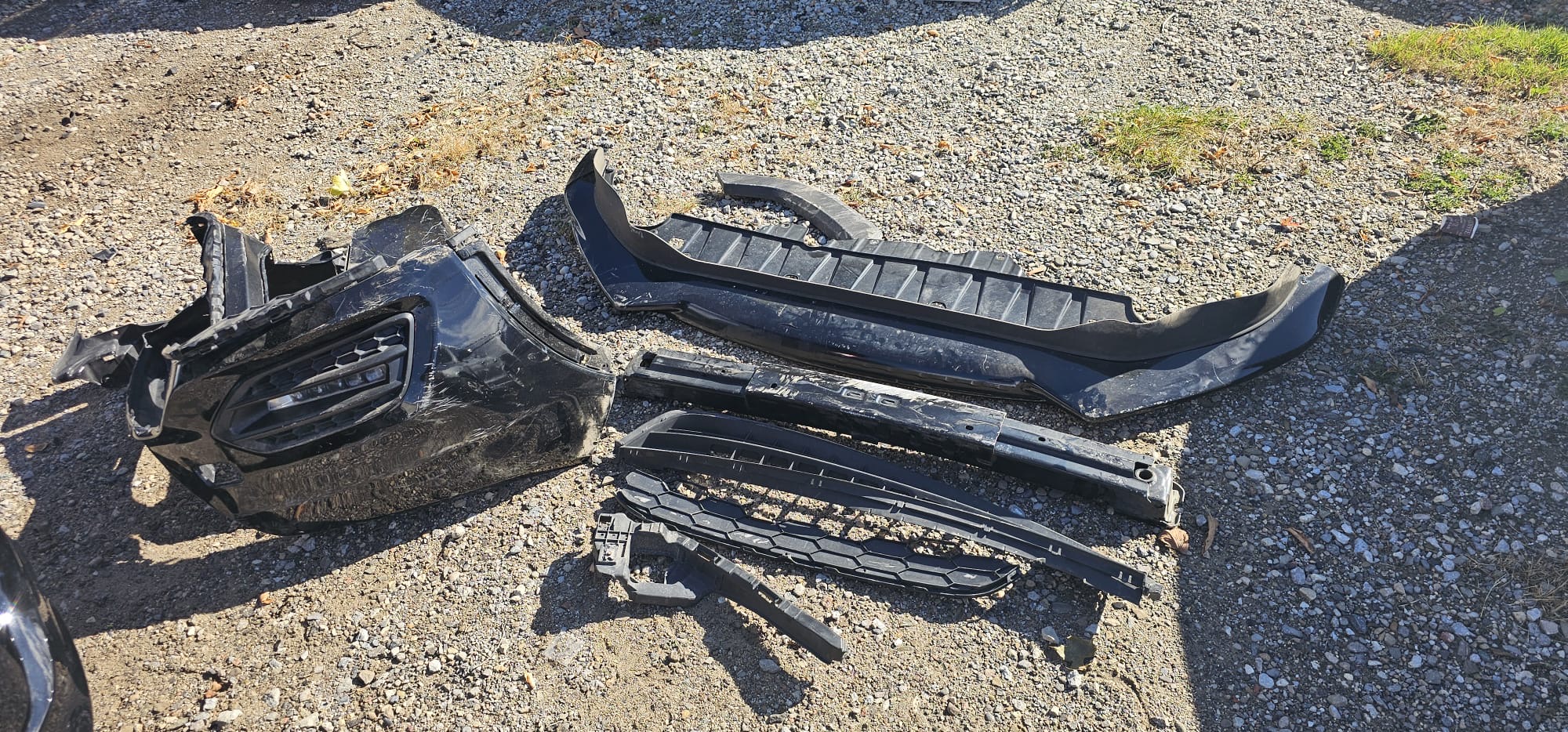 2019 Honda HRV Touring.                                                             $11,300