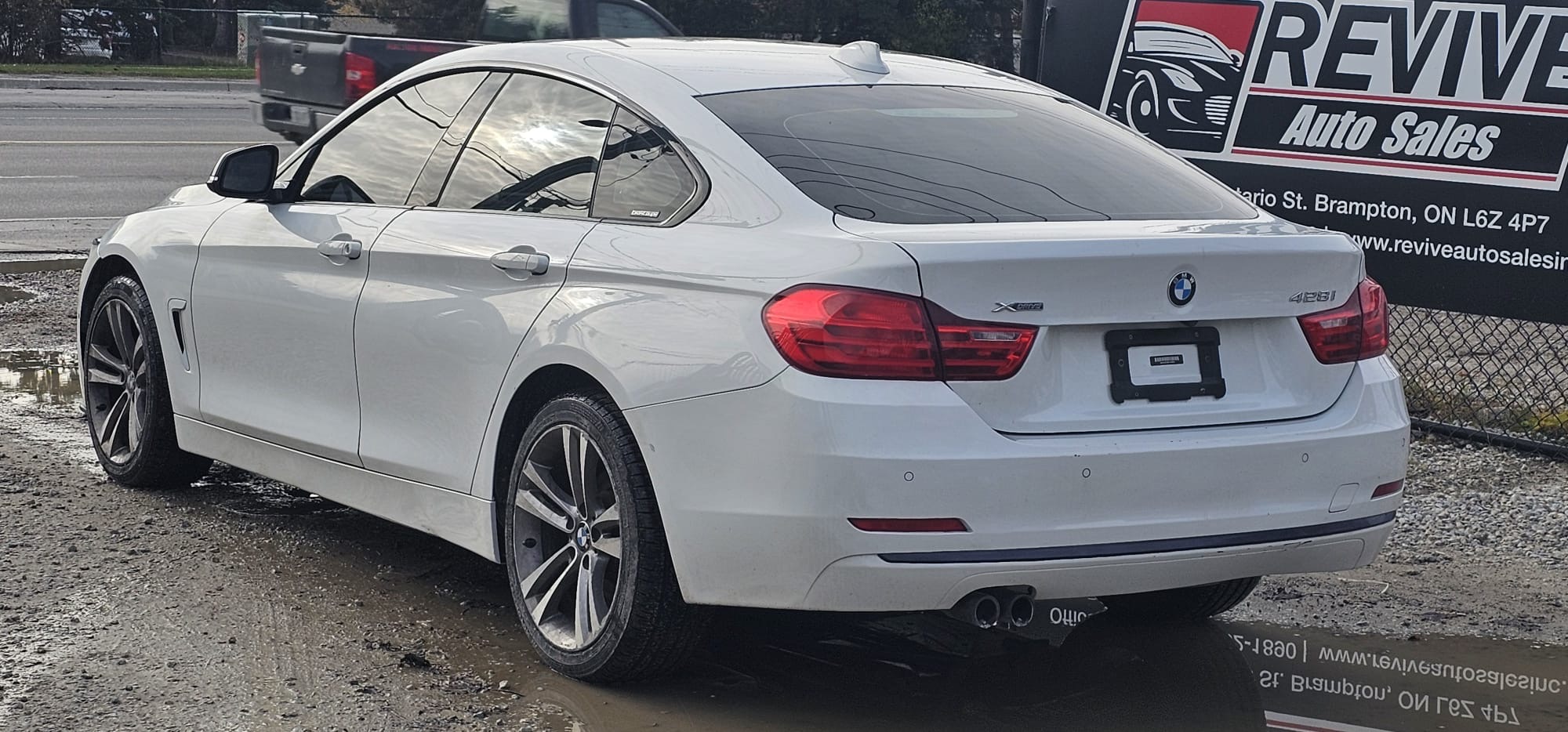 2016 BMW 428i xDrive.                                                                         $12,300