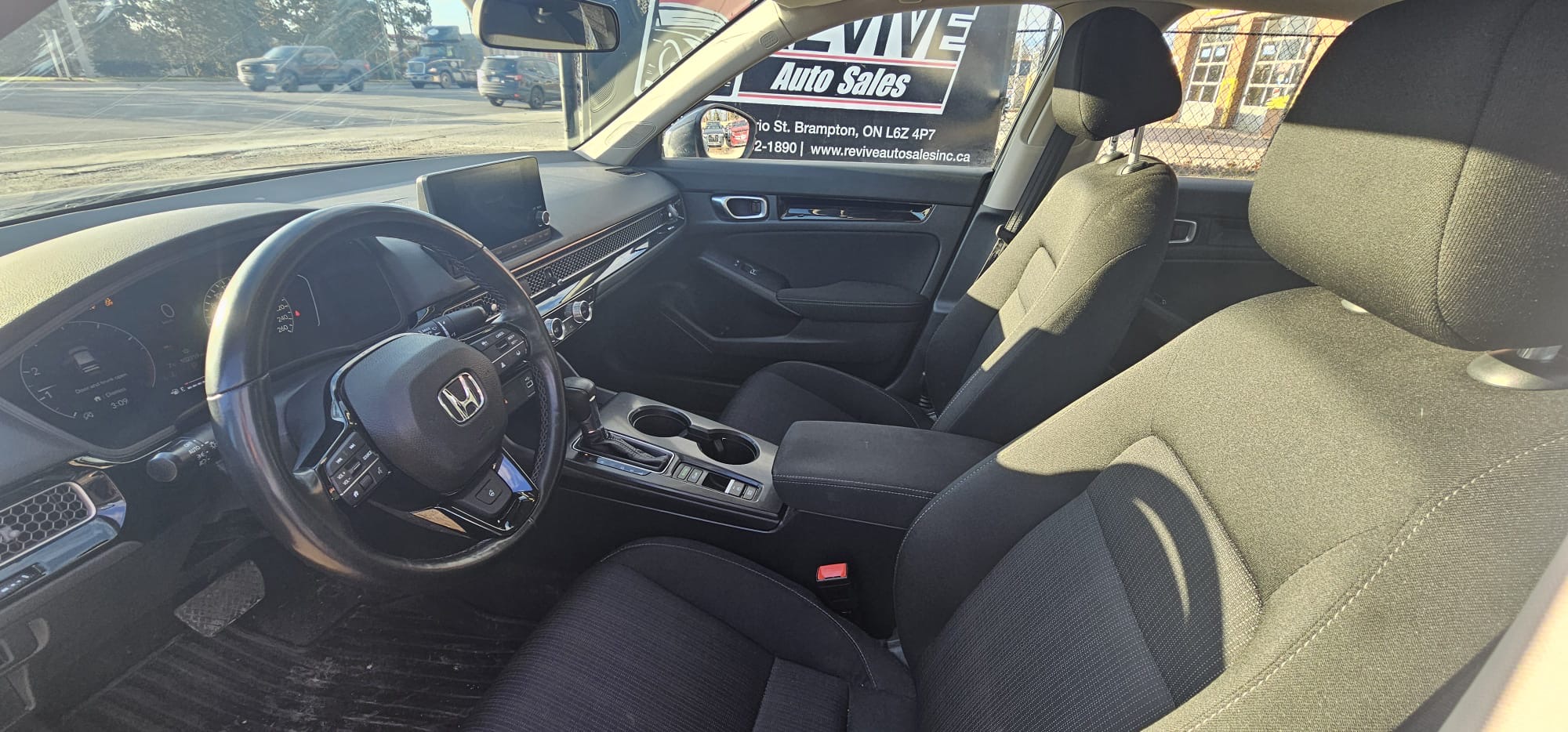 2024 Honda Civic EX.                                                                        $12,500