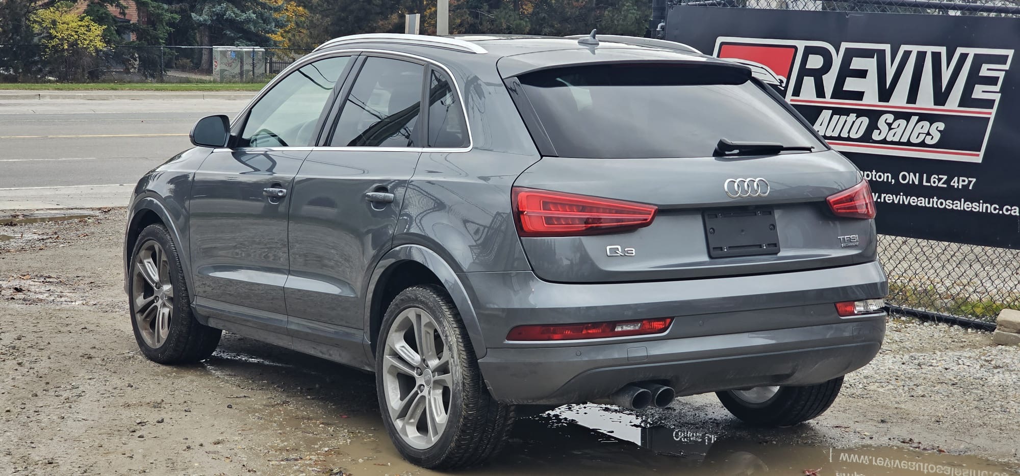 2018 Audi Q3.                                                                      $10,300