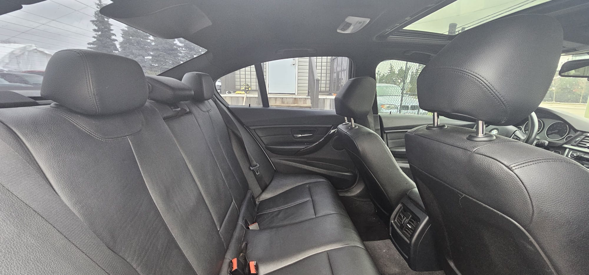 2015 BMW 328i Xdrive.                                                                       $10,300