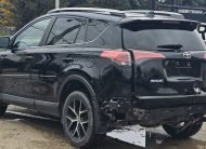 2018 Toyota Rav4 Se.                                                                        $13,900