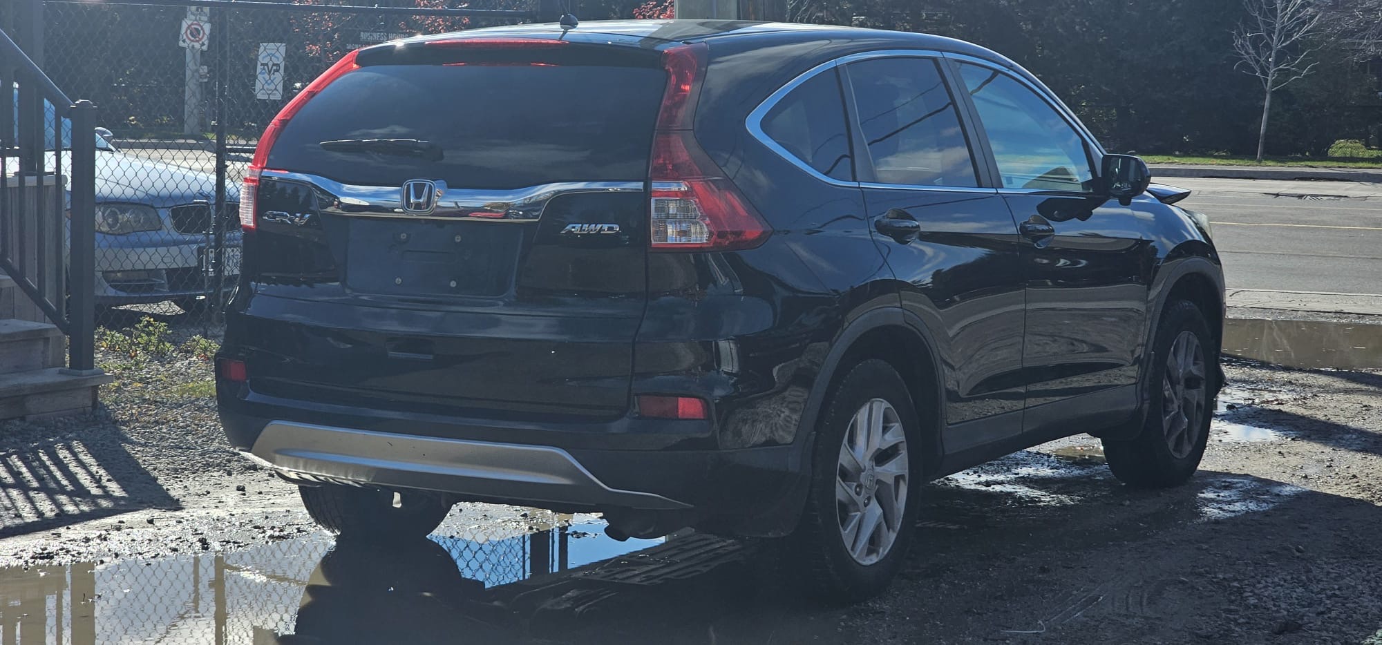 2016 Honda CRV Ex                                                                       $7,900
