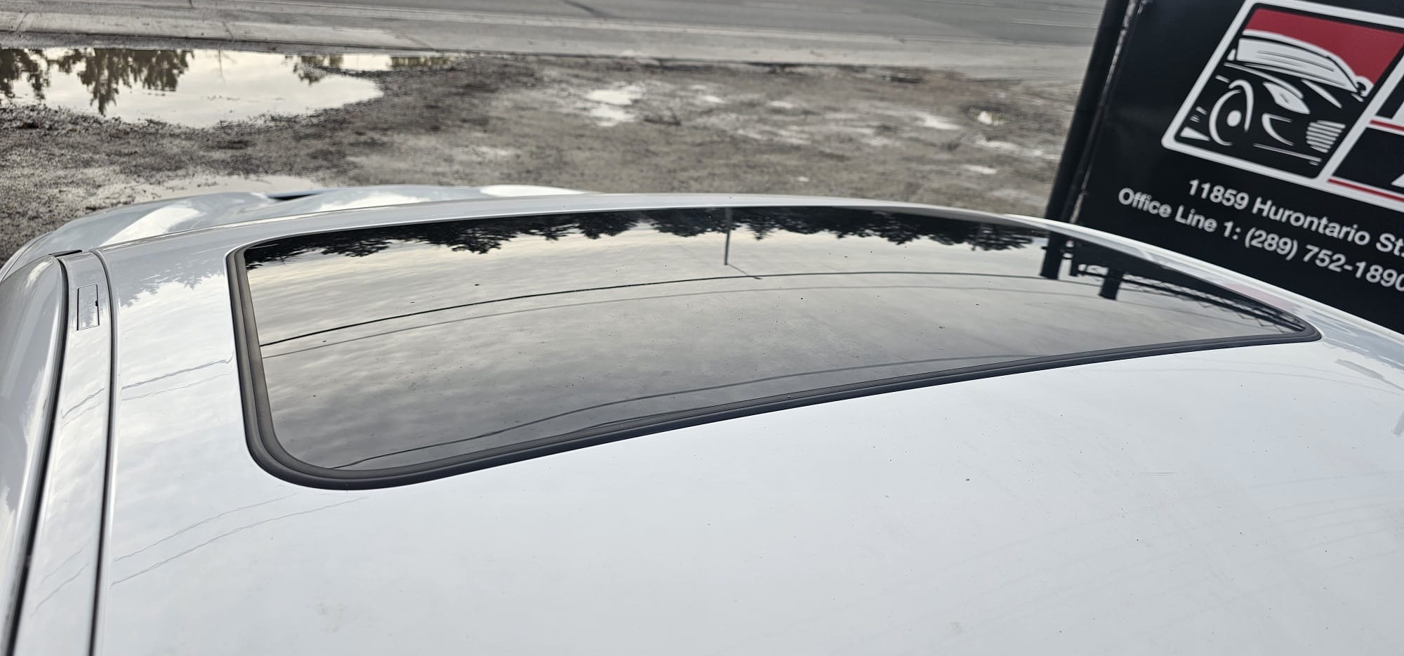 2016 BMW 428i xDrive.                                                                         $12,300