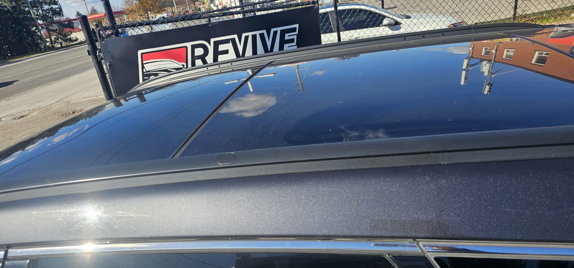 2017 Hyundai Santa Fe Sport.                                                 $11,900