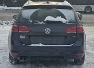 2016 Volkswagen Golf Sportwagen Highline.                                        $7,800