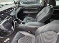 2018 Toyota Camry SE.                                                                             $12,800