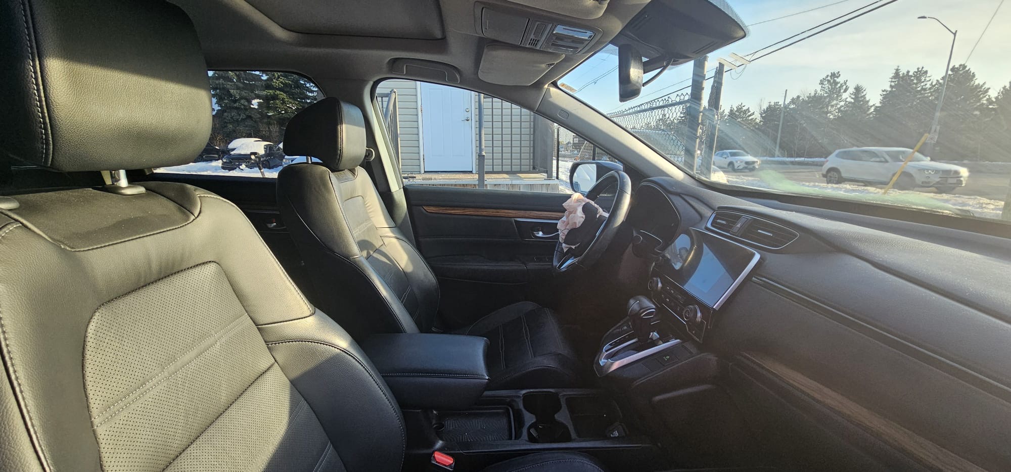 2019 Honda CRV EX-L.                                                                         $14,900