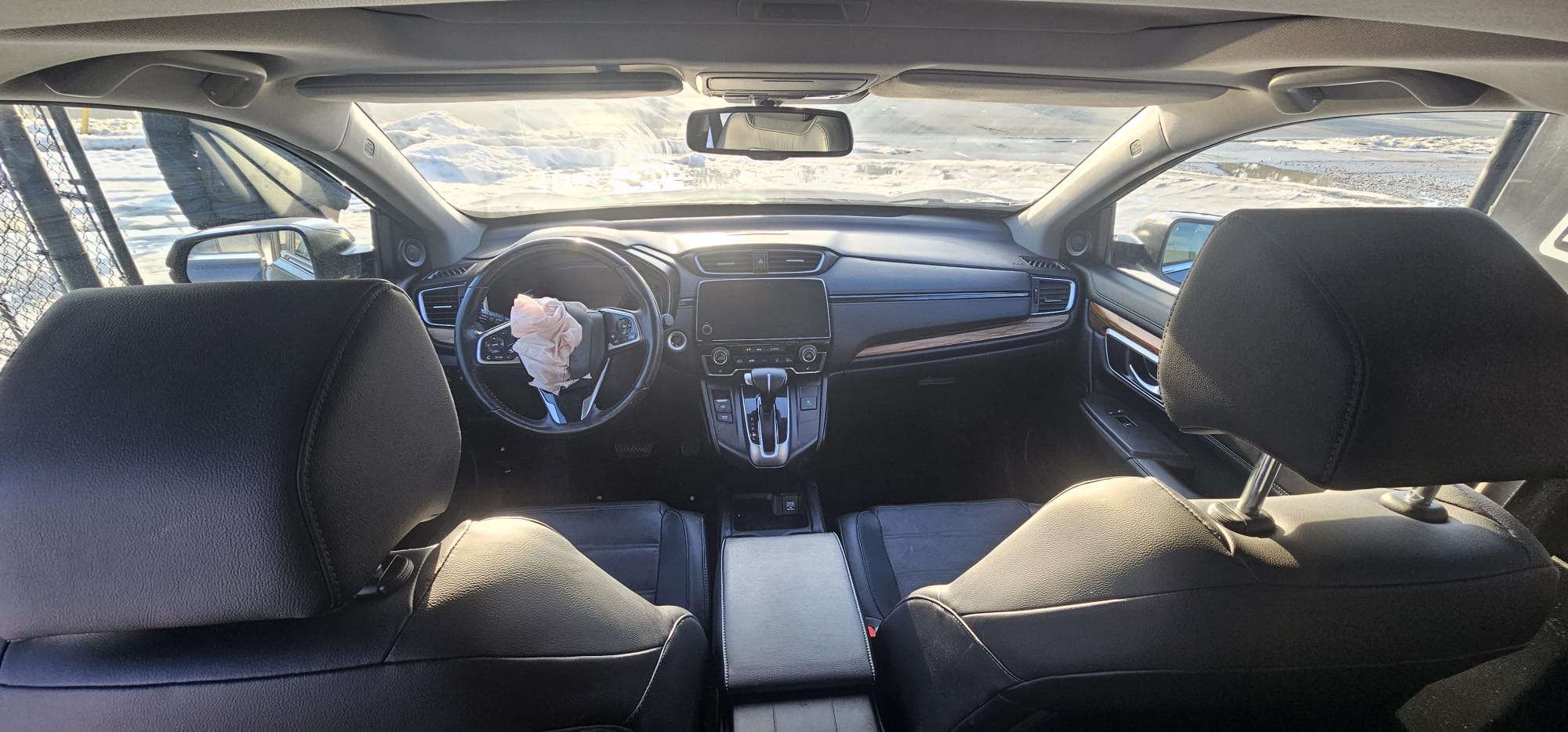 2019 Honda CRV EX-L.                                                                         $14,900