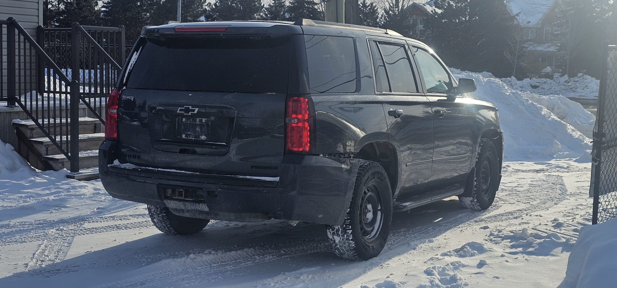 2019 Chevy Tahoe Premier.                                                                       $18,900