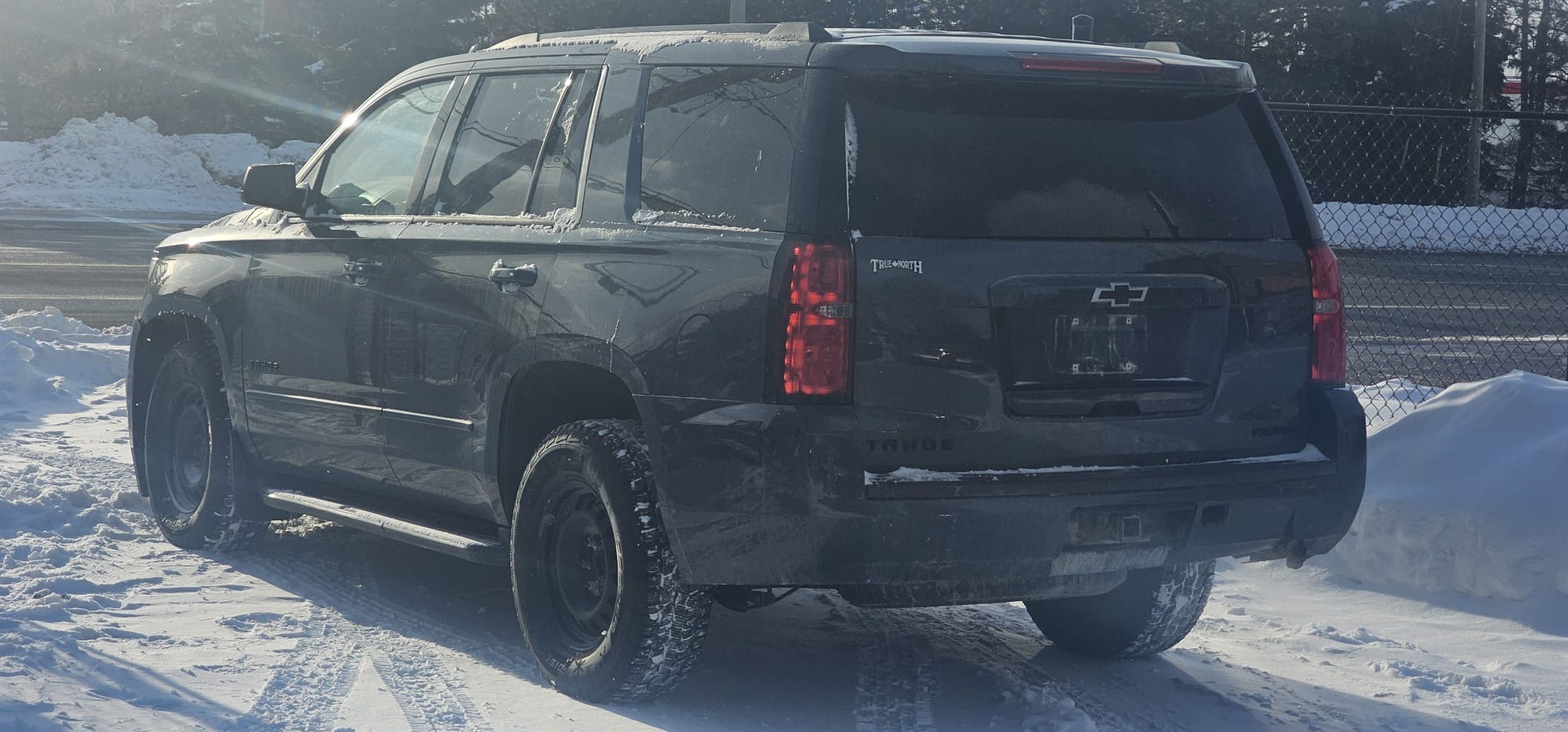 2019 Chevy Tahoe Premier.                                                                       $18,900