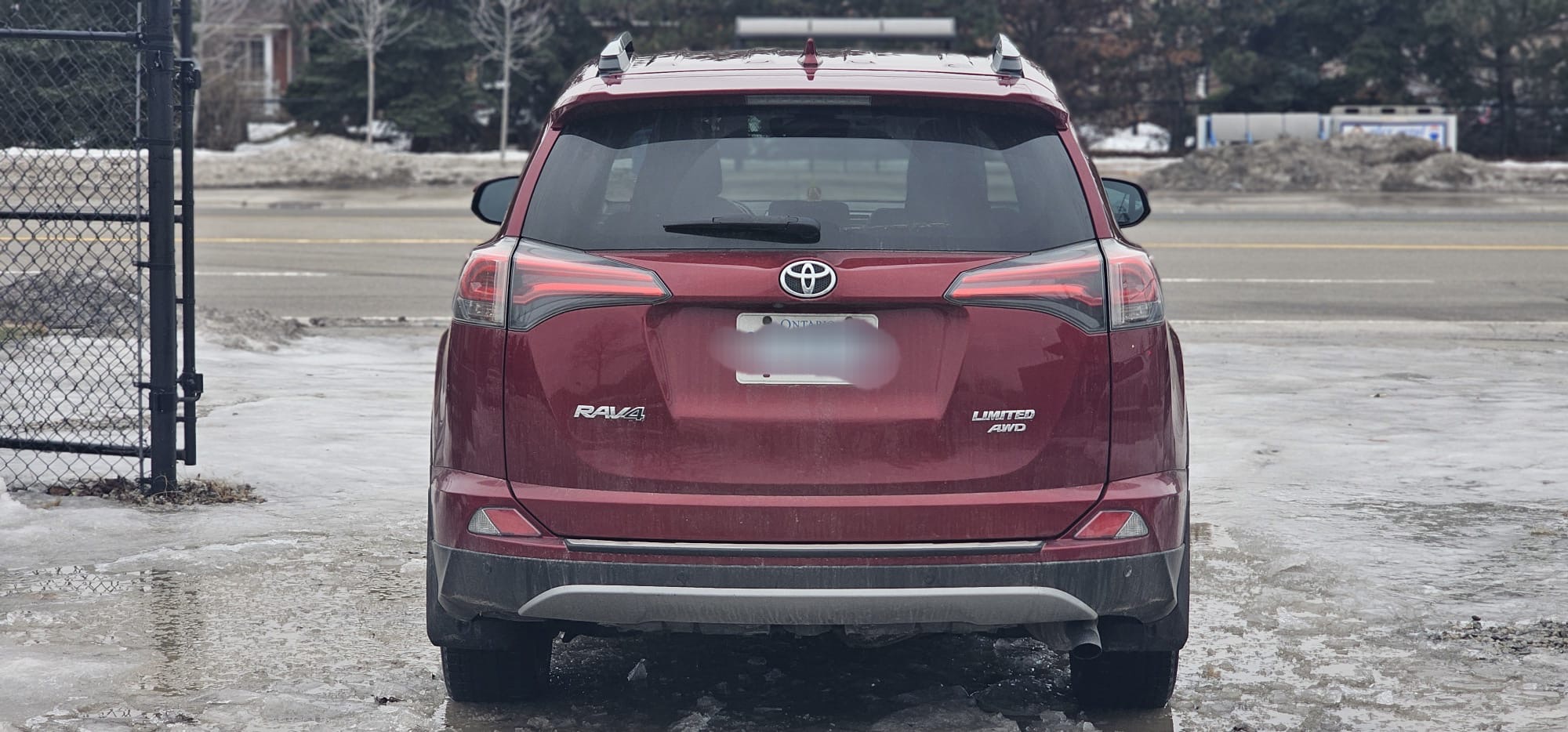 2018 Toyota Rav4 Limited.                                                                         $ 22,900