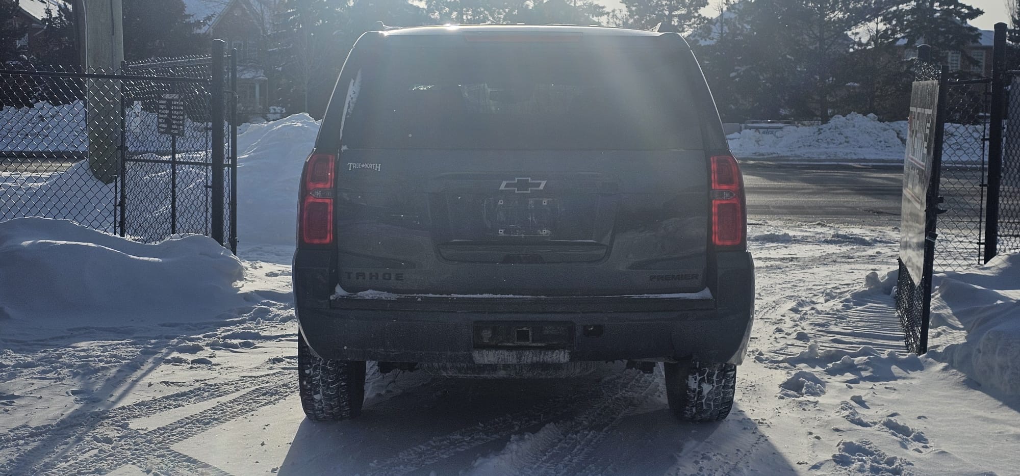 2019 Chevy Tahoe Premier.                                                                       $18,900