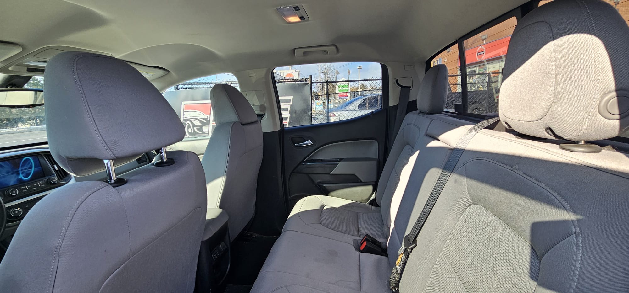 2016 Chevy Colorado LT                                                                        $9,800