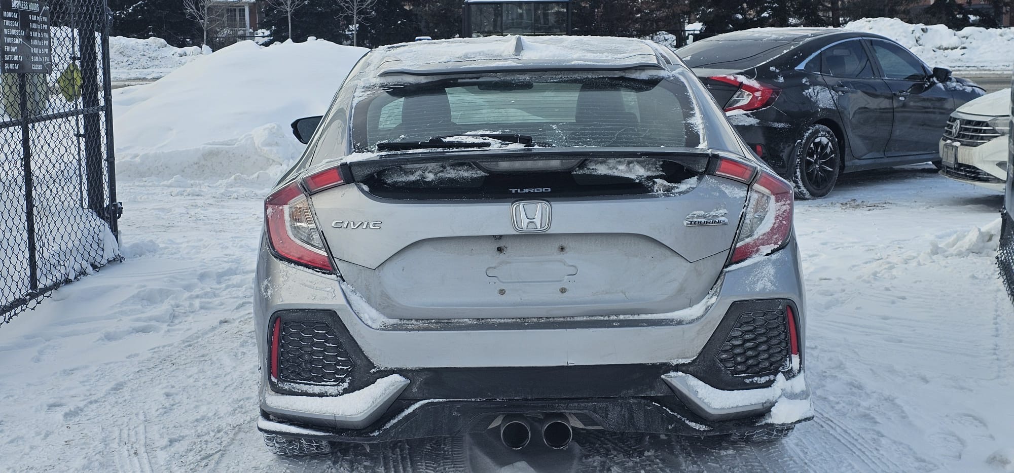 2018 Honda Civic Sport Touring.                                                                          $9,300