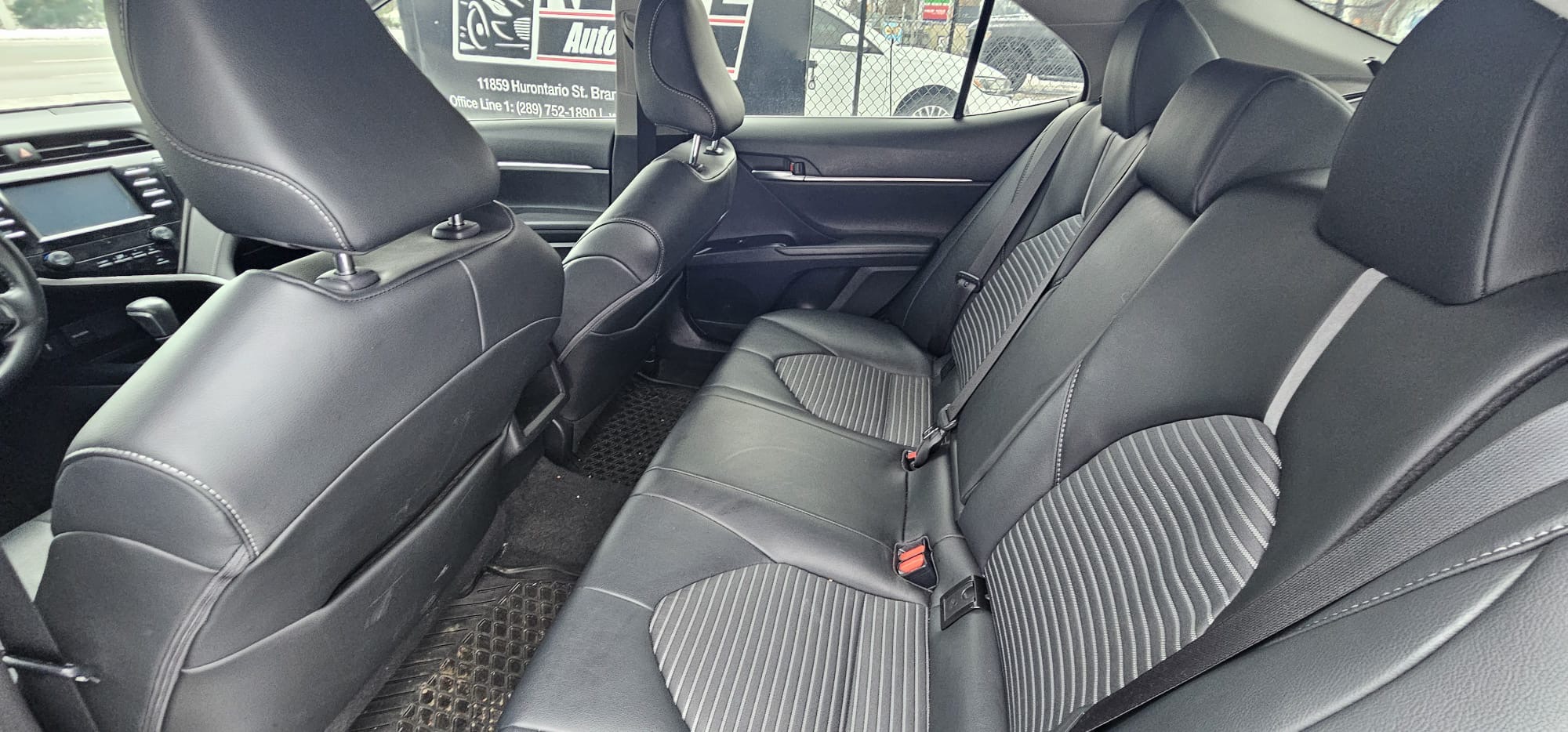 2020 Toyota Camry SE.                                                                        $10,800