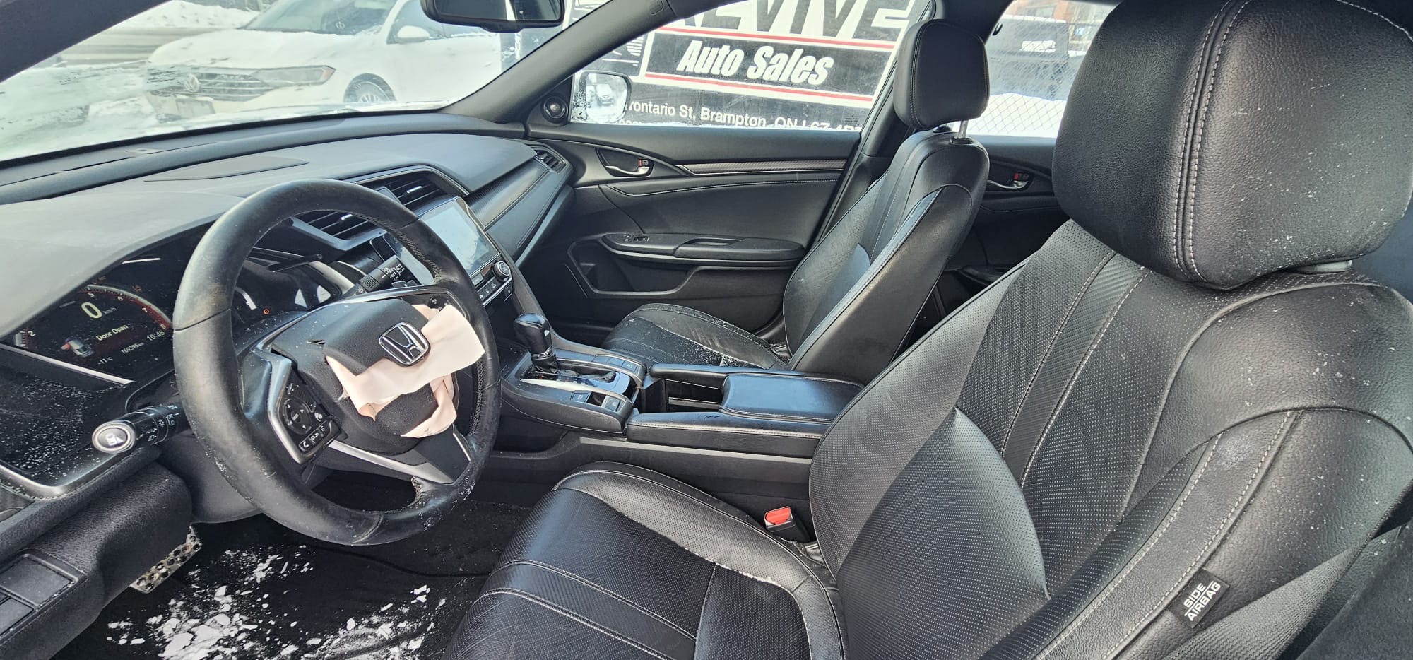 2018 Honda Civic Sport Touring.                                                                          $9,300