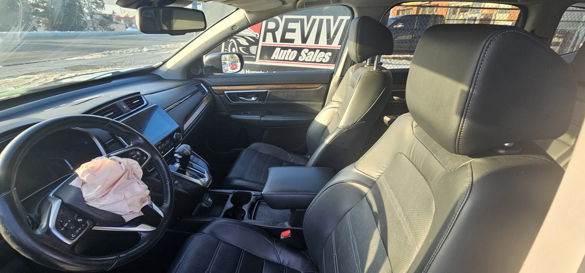 2019 Honda CRV EX-L.                                                                         $14,900