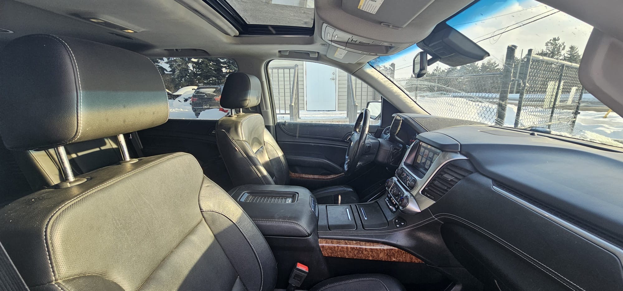 2019 Chevy Tahoe Premier.                                                                       $18,900