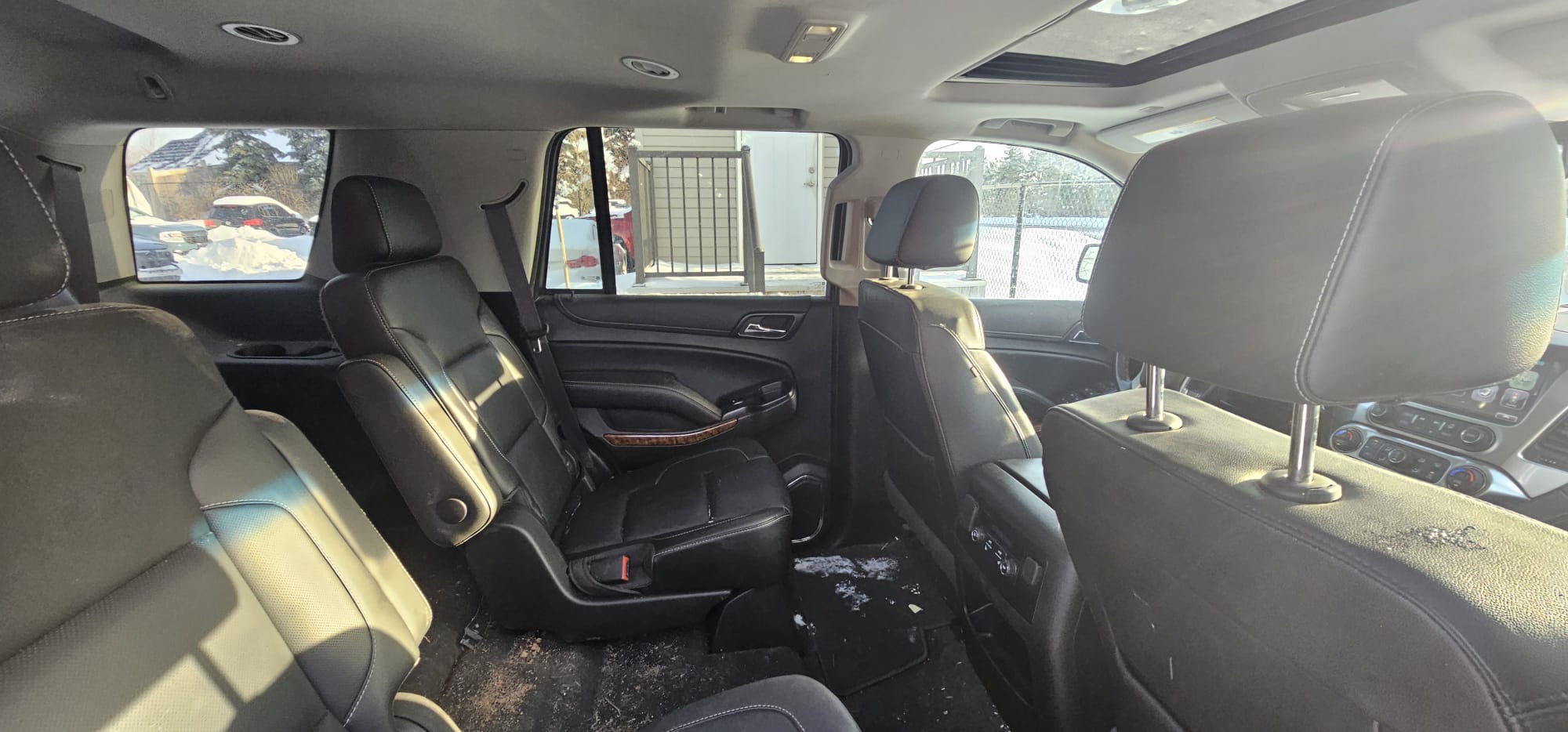 2019 Chevy Tahoe Premier.                                                                       $18,900