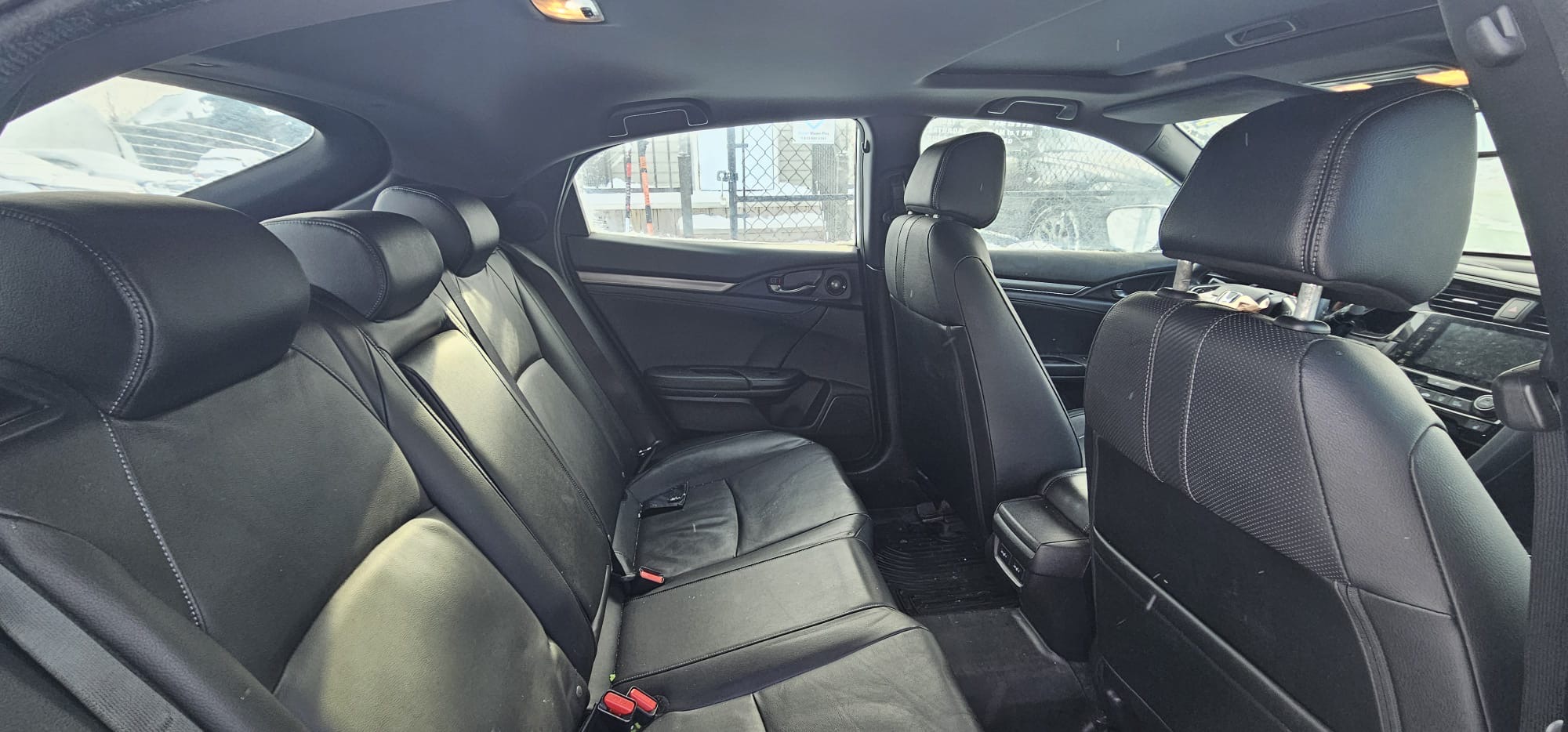 2018 Honda Civic Sport Touring.                                                                          $9,300