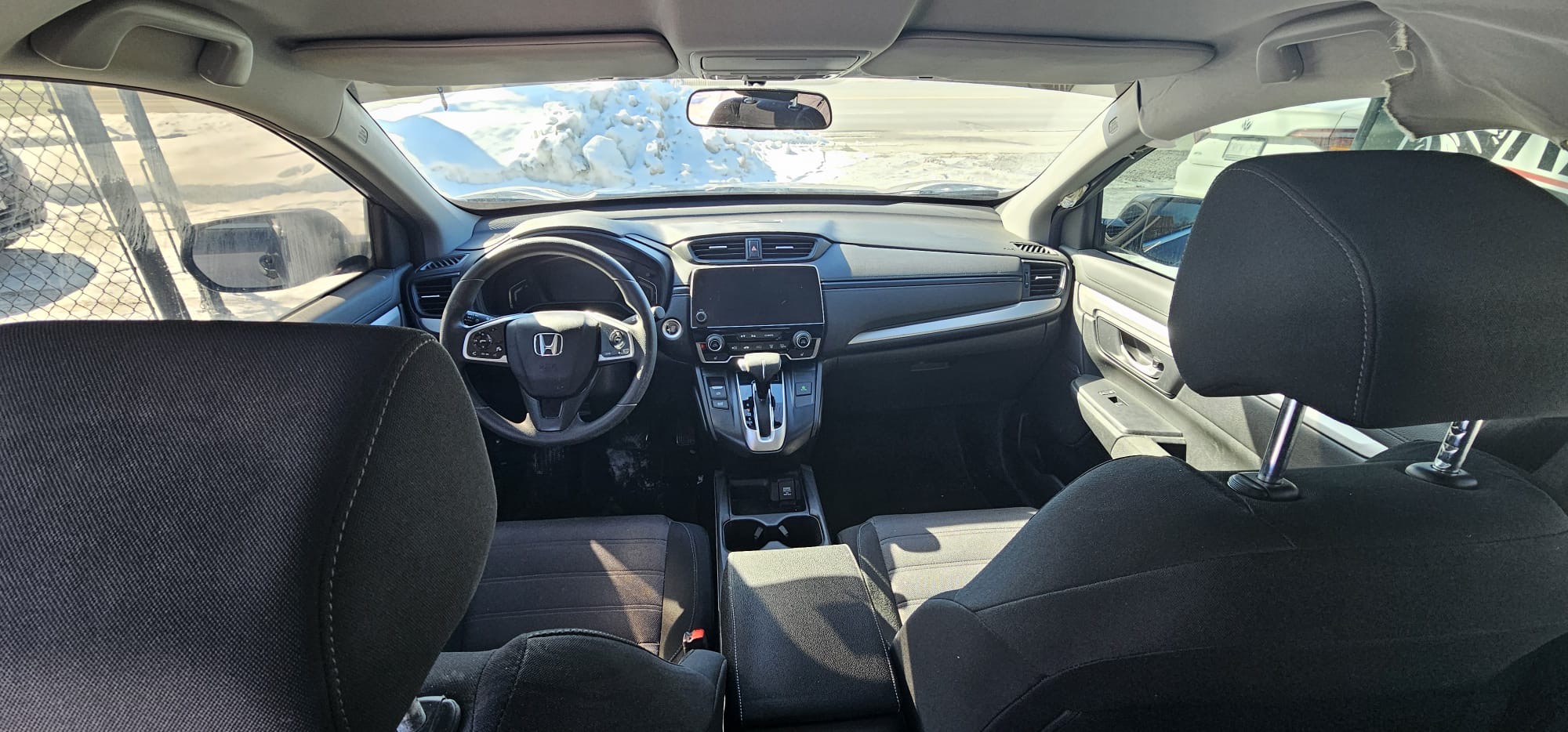 2019 Honda CRV LX.                                                                        $13,800