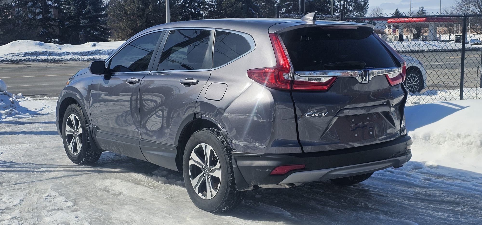 2019 Honda CRV LX.                                                                        $13,800