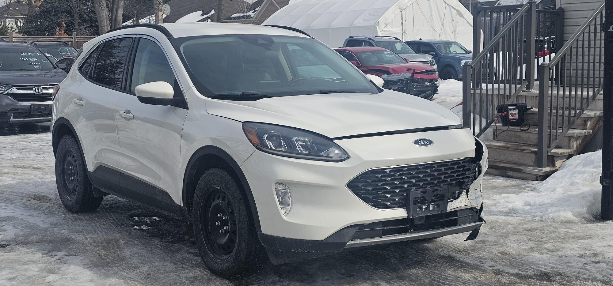 2021 Ford Escape SEL.                                                                        $11,700