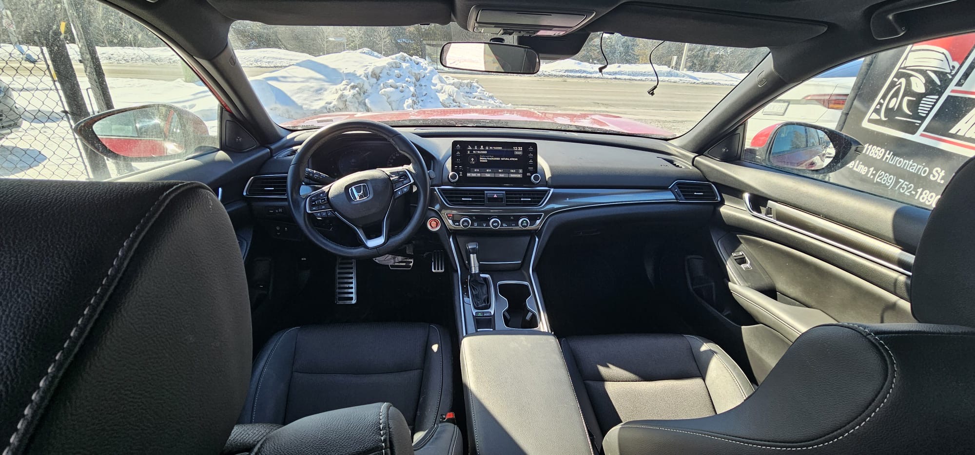 2019 Honda Accord Sport.                                                                         $12,900