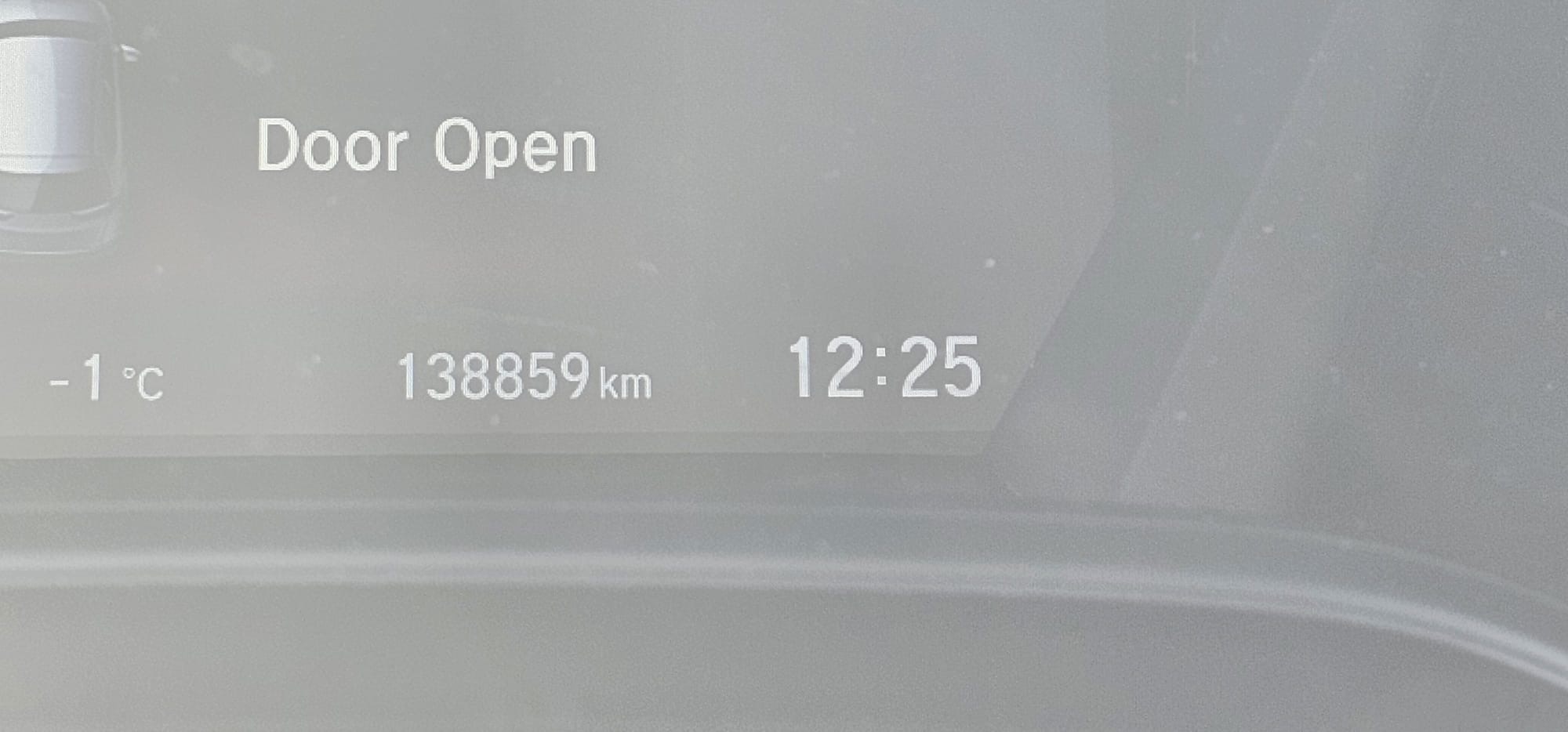 2019 Honda CRV LX.                                                                        $13,800