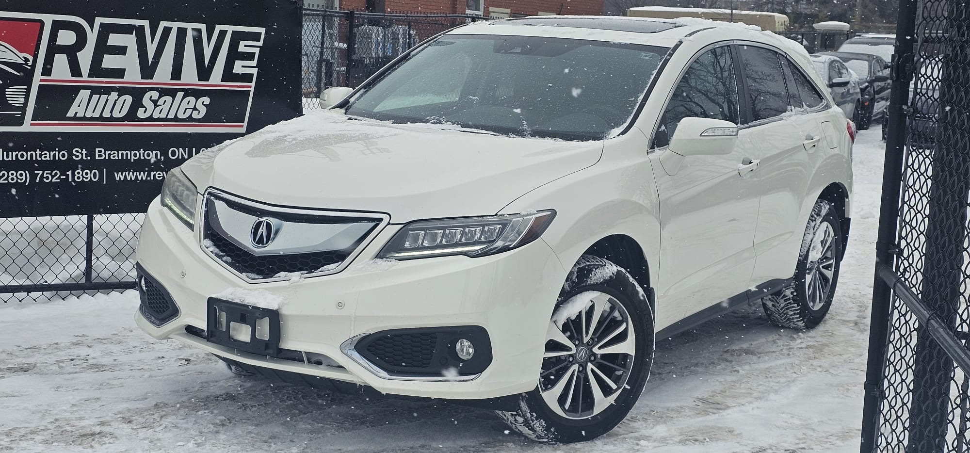 2018 Acura RDX.                                                                       $10,200