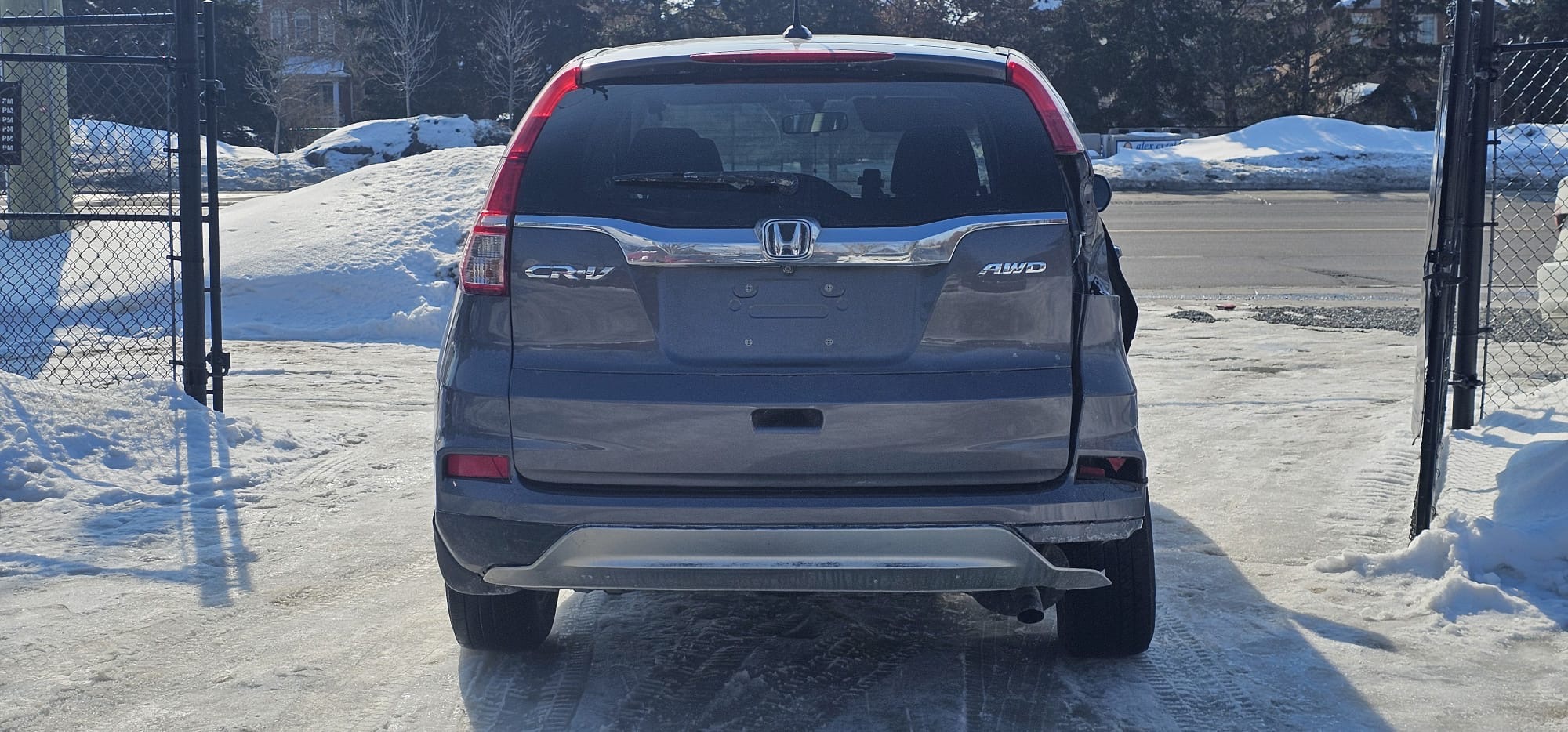 2016 Honda CRV EX-L.                                                                        $11,300