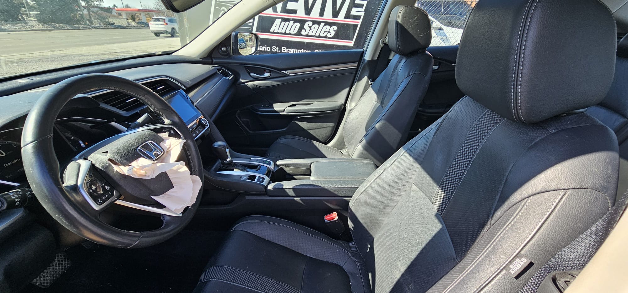 2020 Honda Civic Touring.                                                                         $11,200