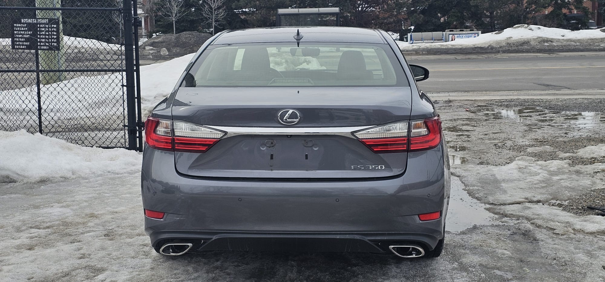2016 Lexus ES 350.                                                                        $12,500