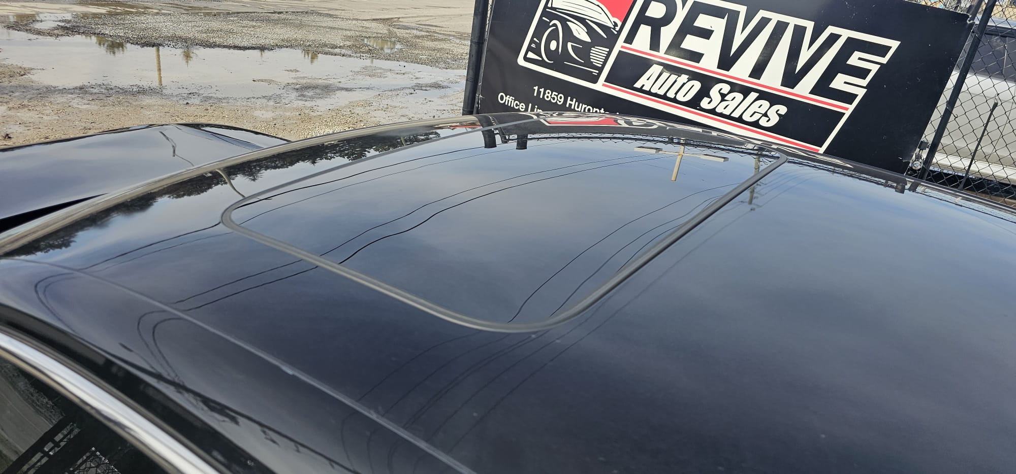 2022 Honda Civic Touring.                                                                        $13,200