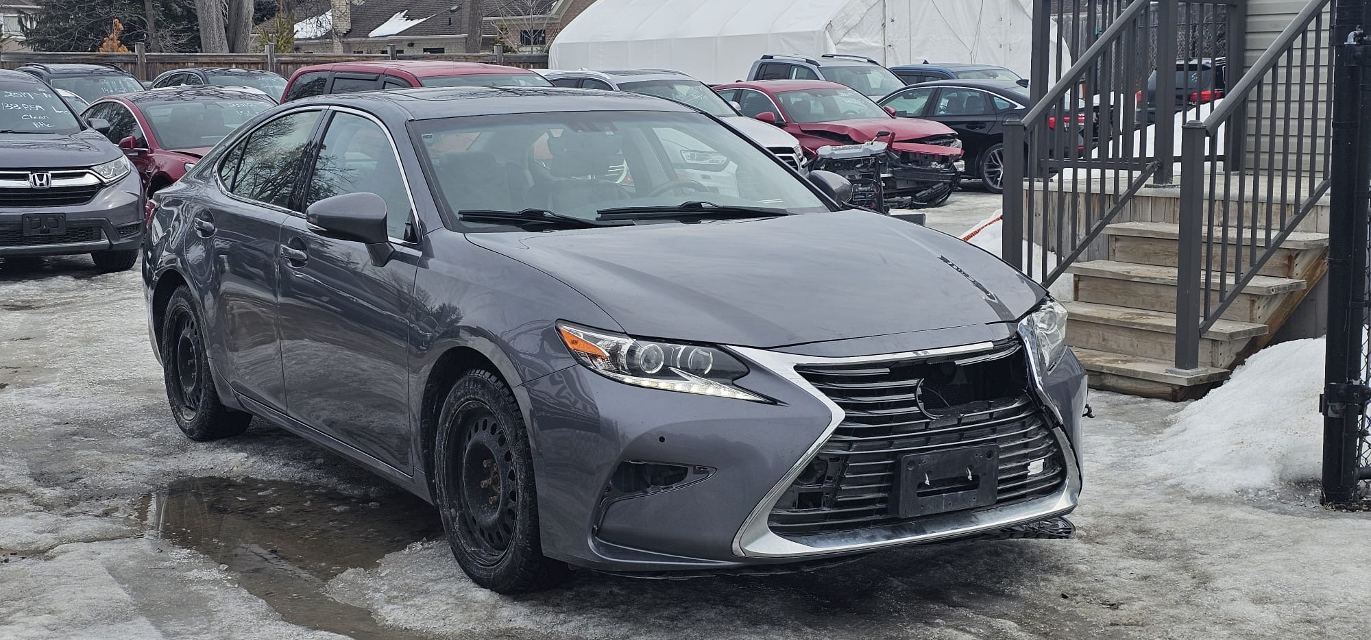 2016 Lexus ES 350.                                                                        $12,500