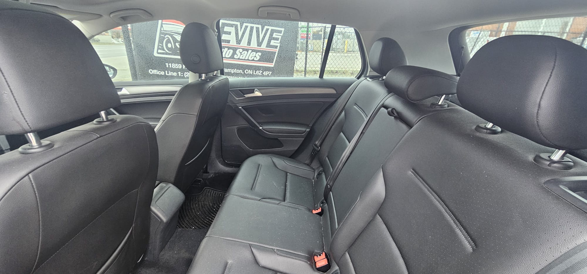 2019 Volkswagen Golf Highline.                                                                         $10,500