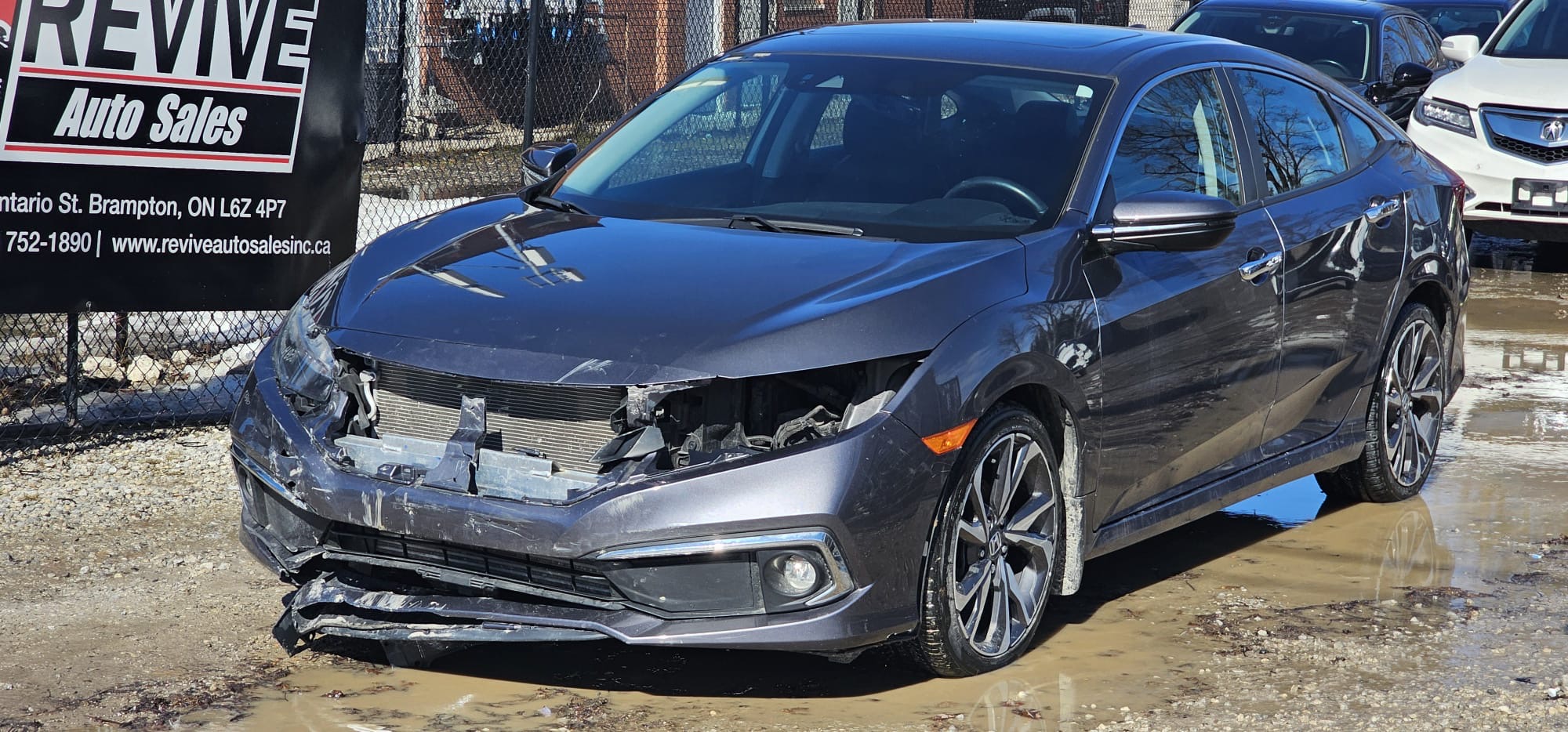 2020 Honda Civic Touring.                                                                         $11,200