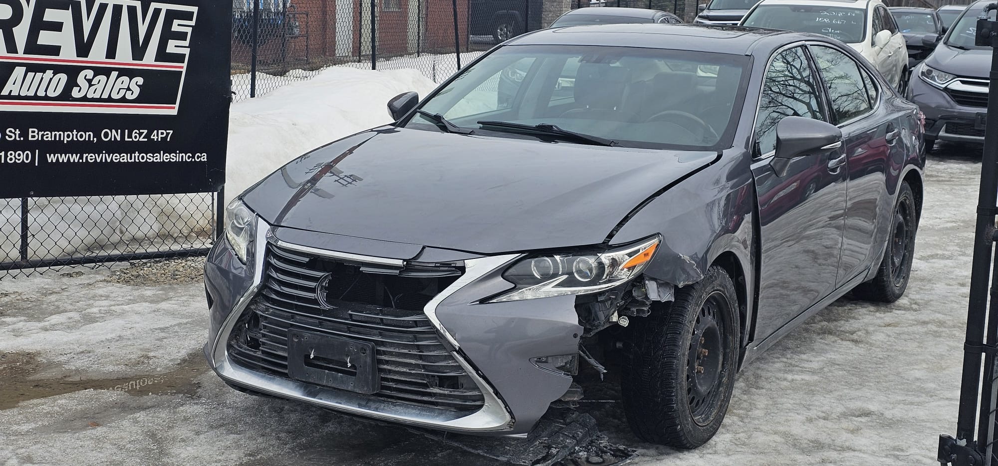 2016 Lexus ES 350.                                                                        $12,500